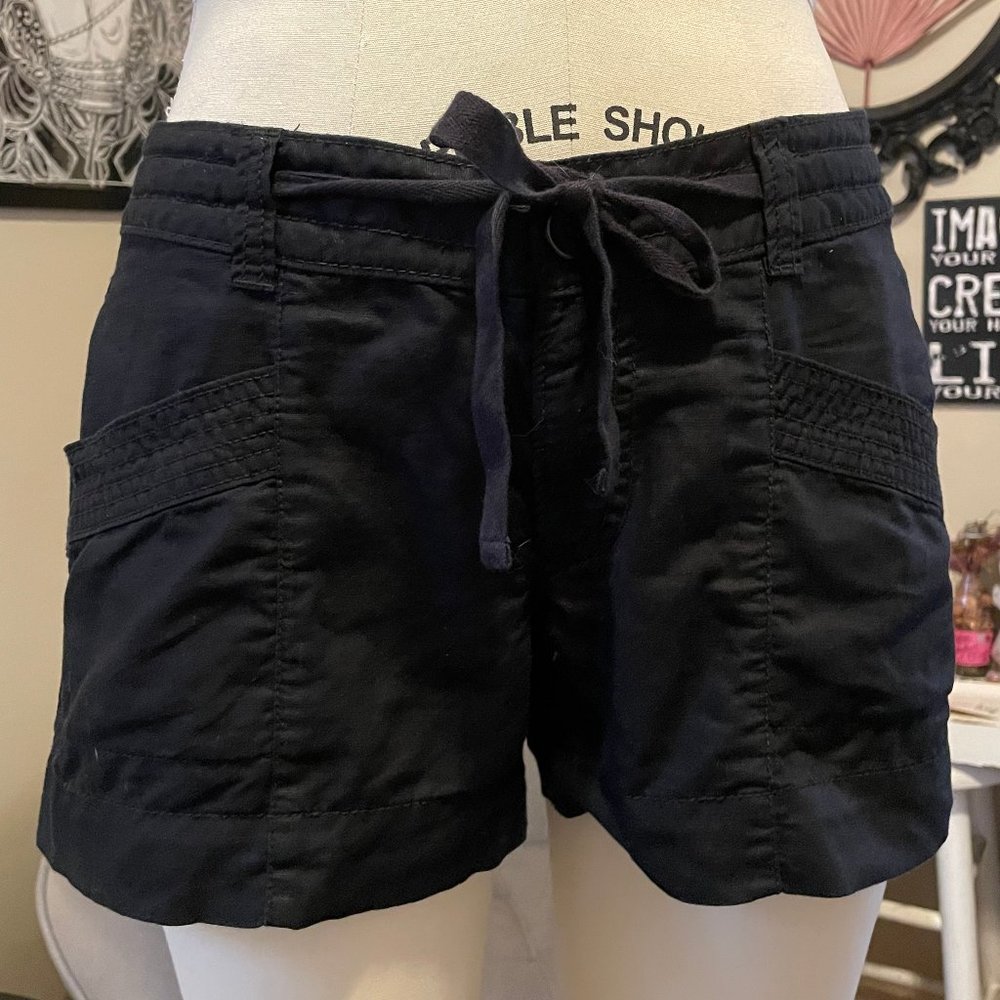 Black Mid-rise Linen-Blend Shorts Old Navy